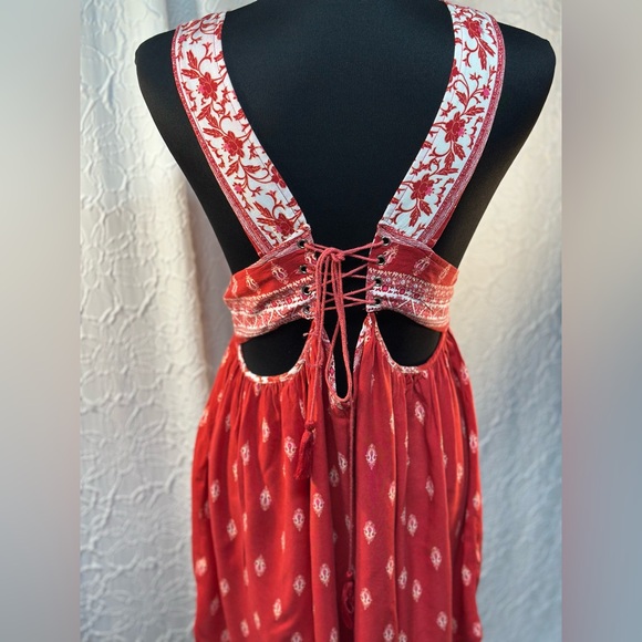 LULUS- Boho Red 🌹Floral Deep V-Neck Mini Dress (L) - Picture 7 of 13